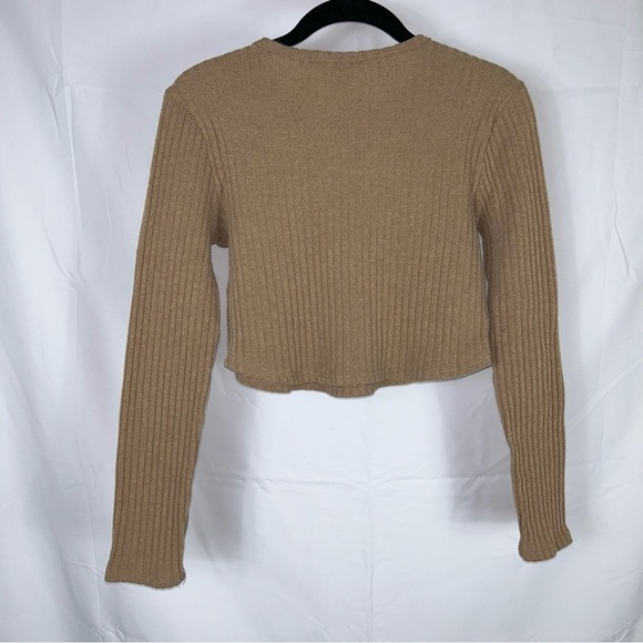 Forever 21 Sweater Cropped Round Hem Knit Ribbed Long Sleeve Crewneck Pullover - Picture 5 of 6